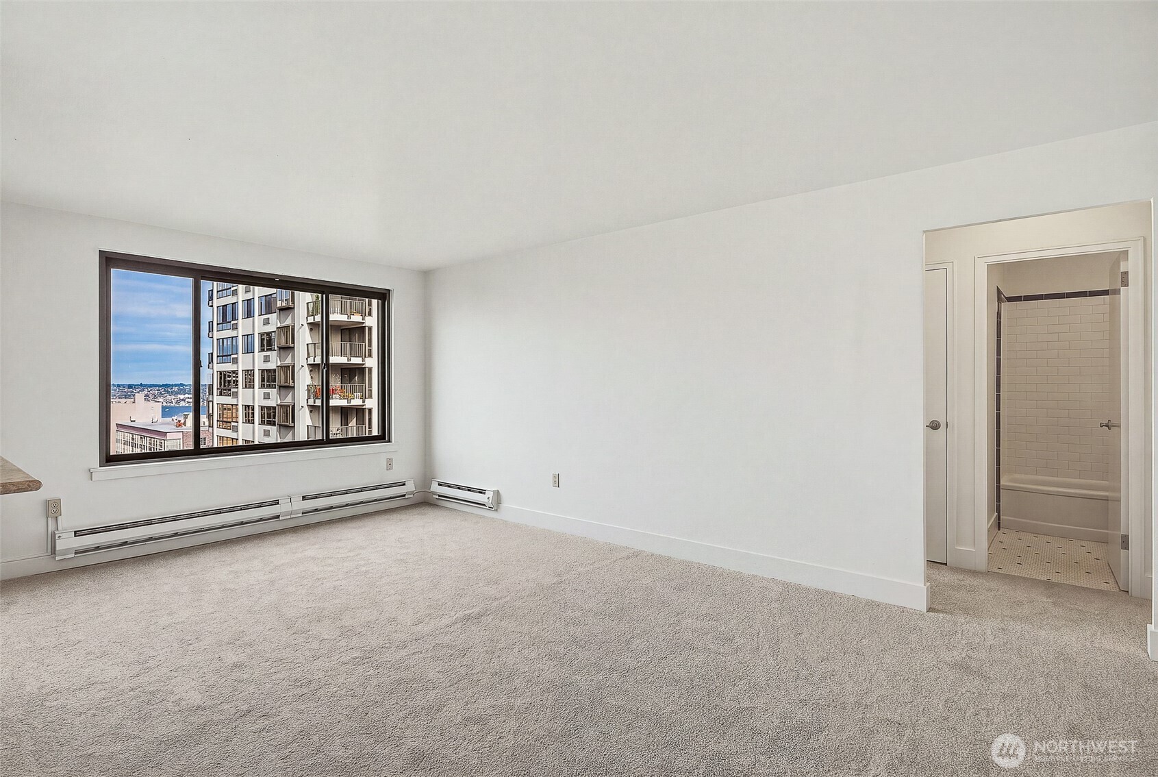1105 Spring Street 1304 Property Photo 20