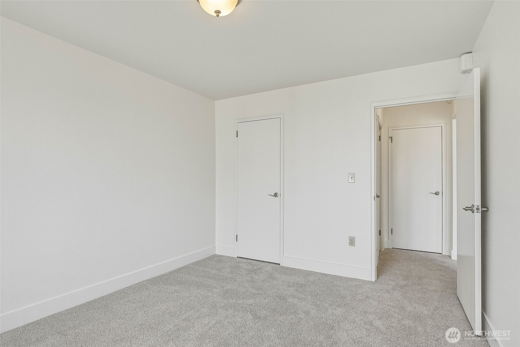 1105 Spring Street 1304 Property Photo 24
