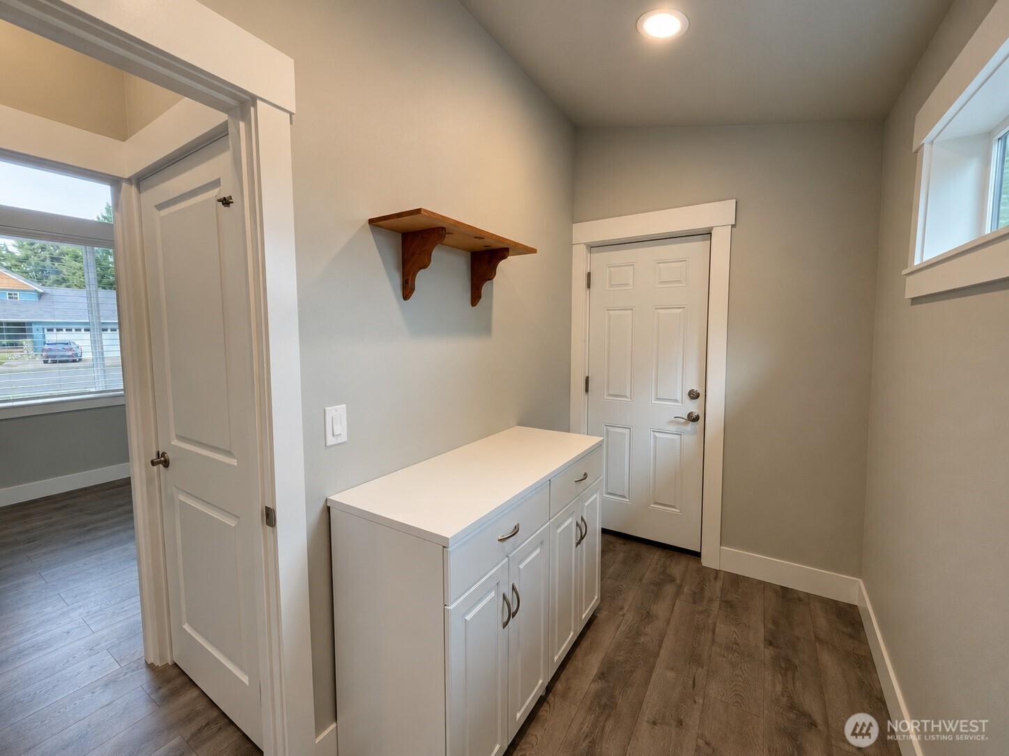 341 Redwood Court Property Photo 12