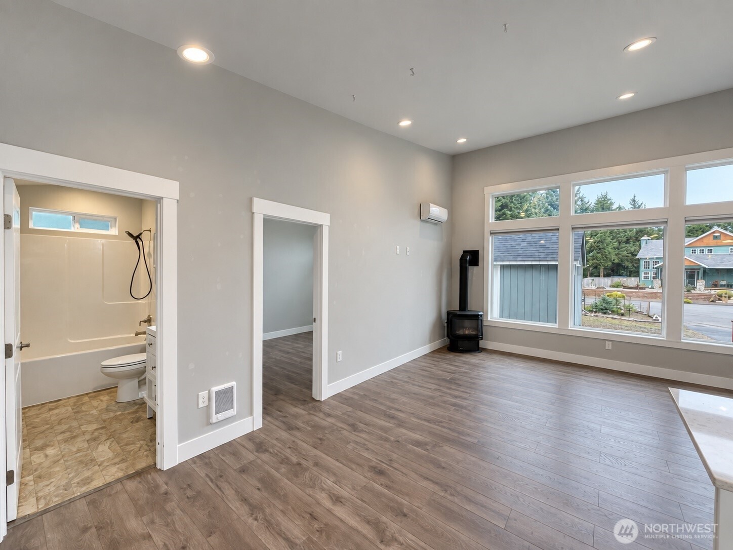 341 Redwood Court Property Photo 15