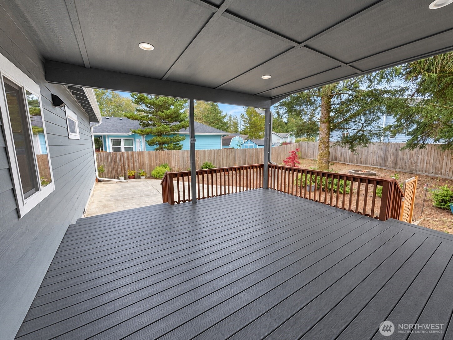 341 Redwood Court Property Photo 23