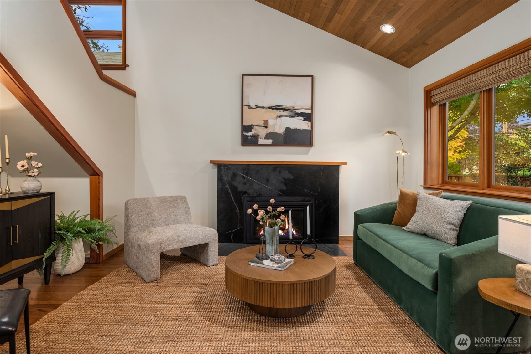2020 42nd Property Photo 6