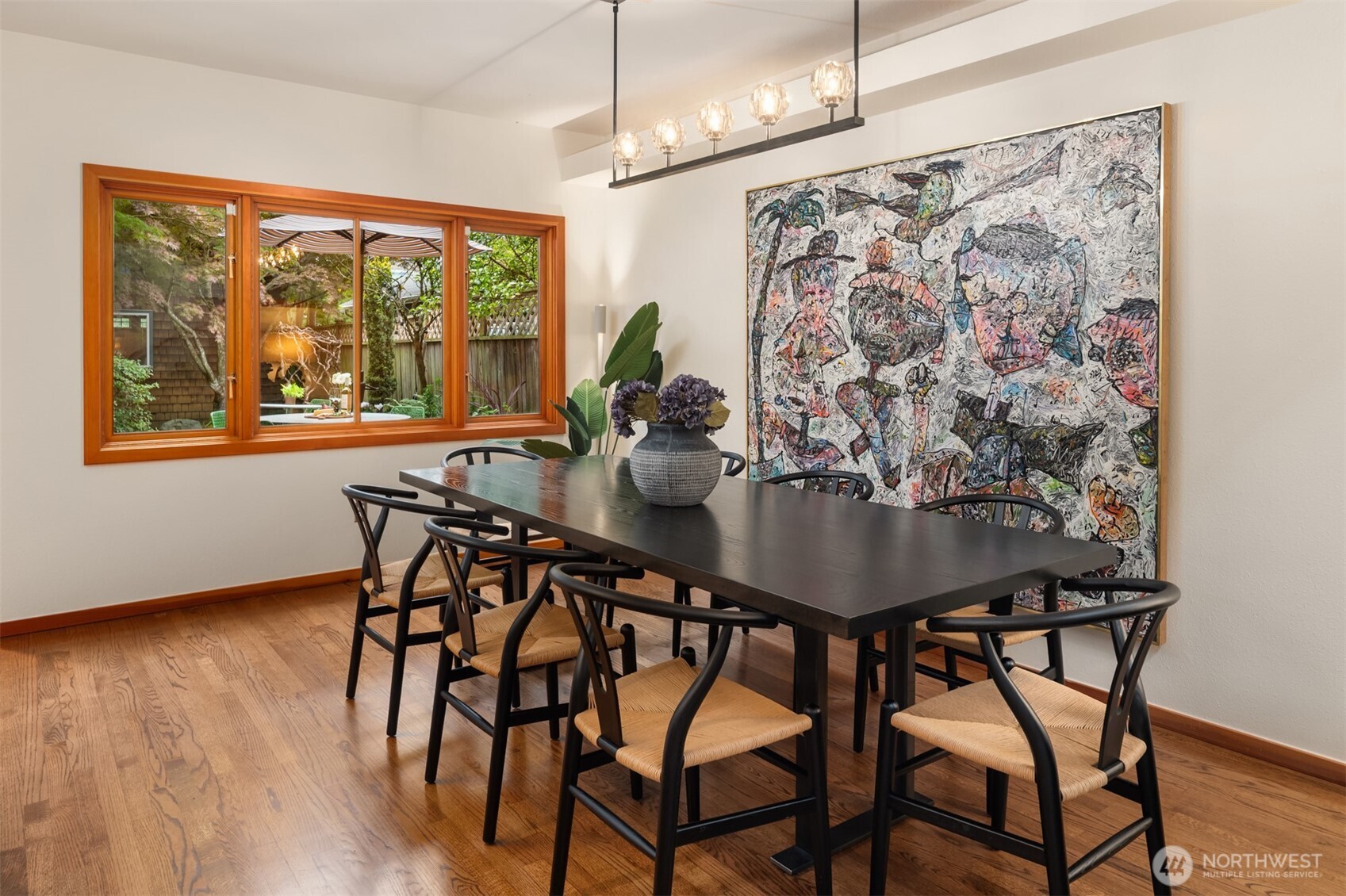 2020 42nd Property Photo 11