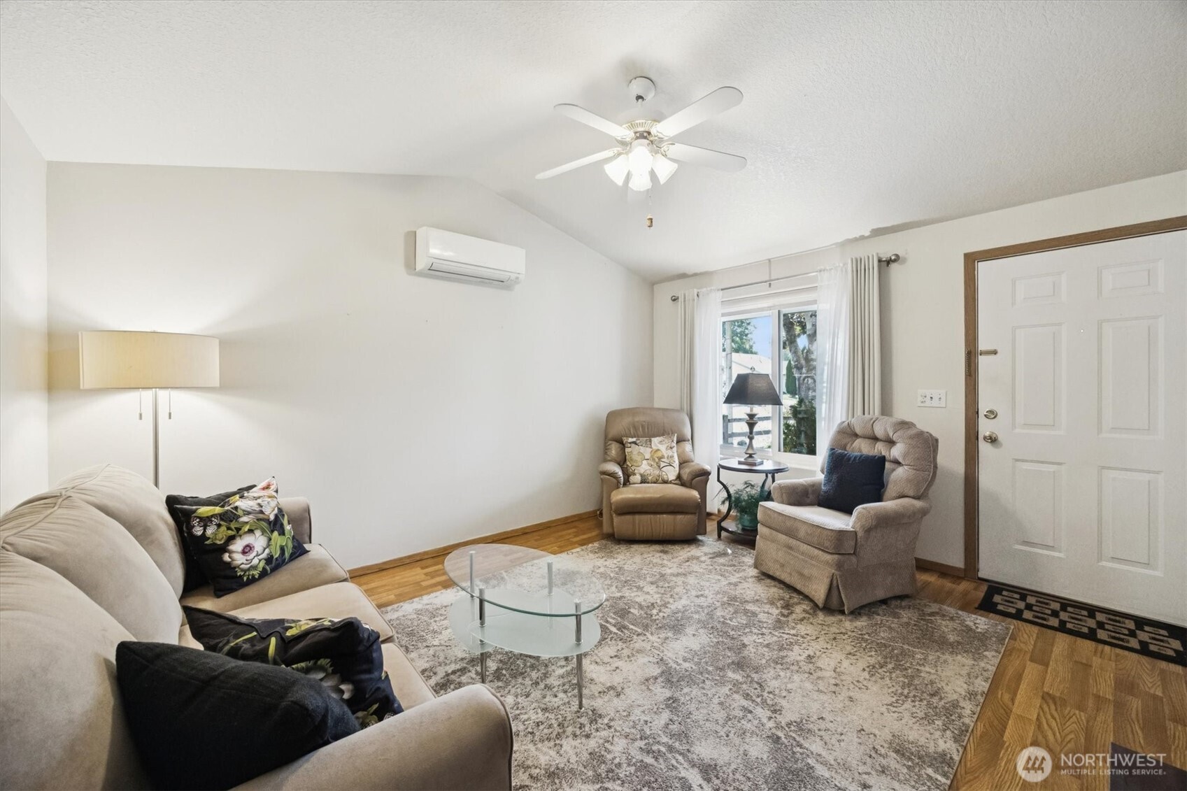 2102 Sw 7th Street Property Photo 7