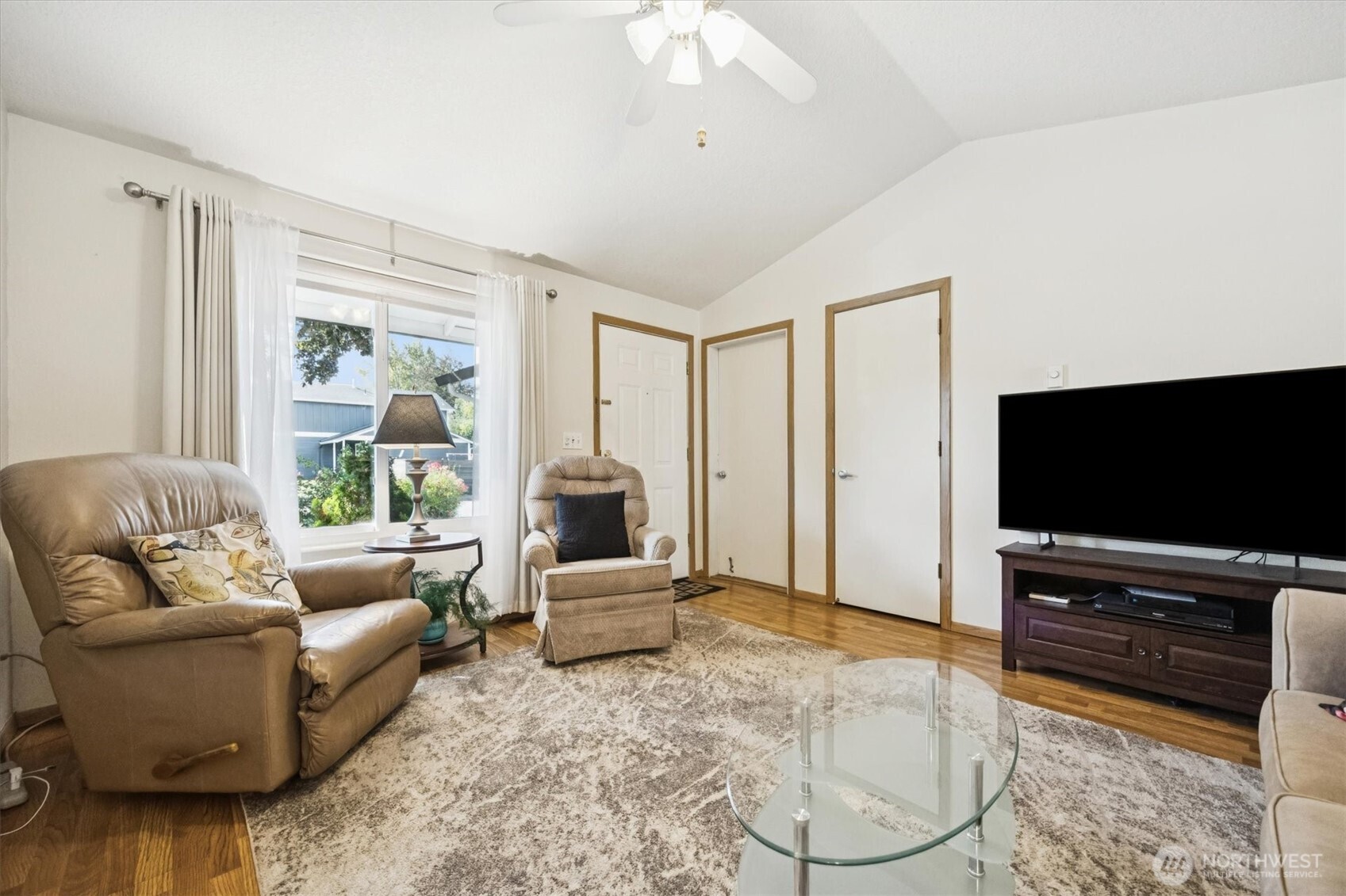 2102 Sw 7th Street Property Photo 8