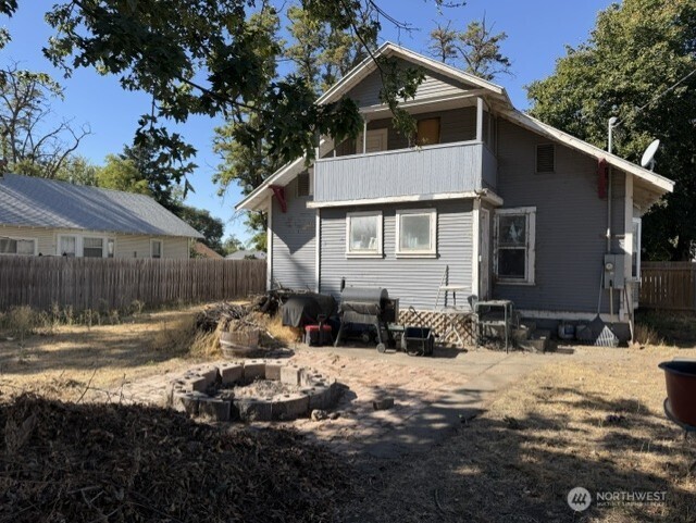 114 N F Street Property Photo 5