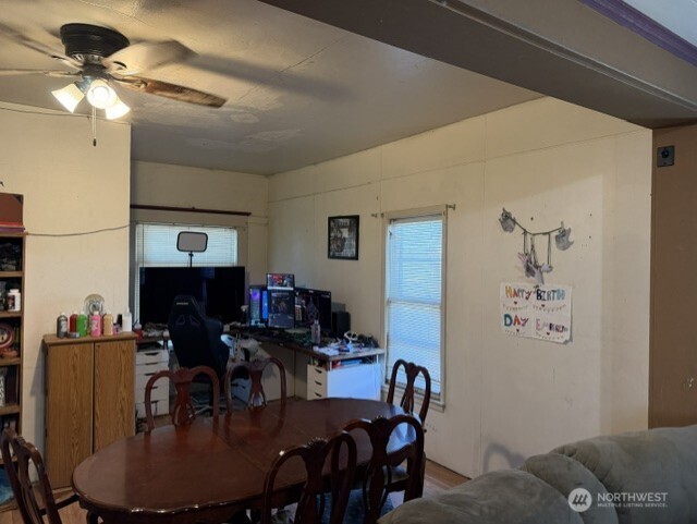 114 N F Street Property Photo 13