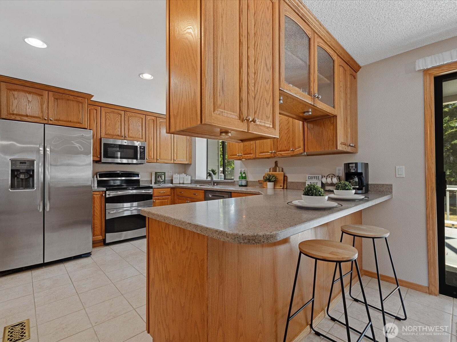 14403 48th Place Property Photo 5