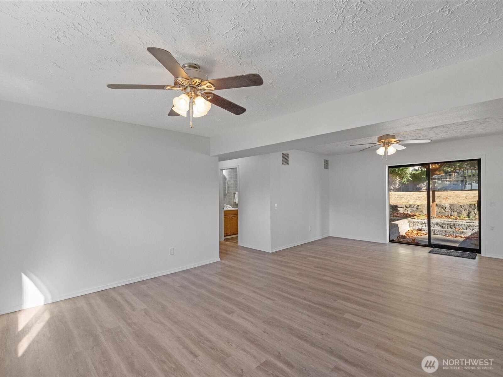14403 48th Place Property Photo 28