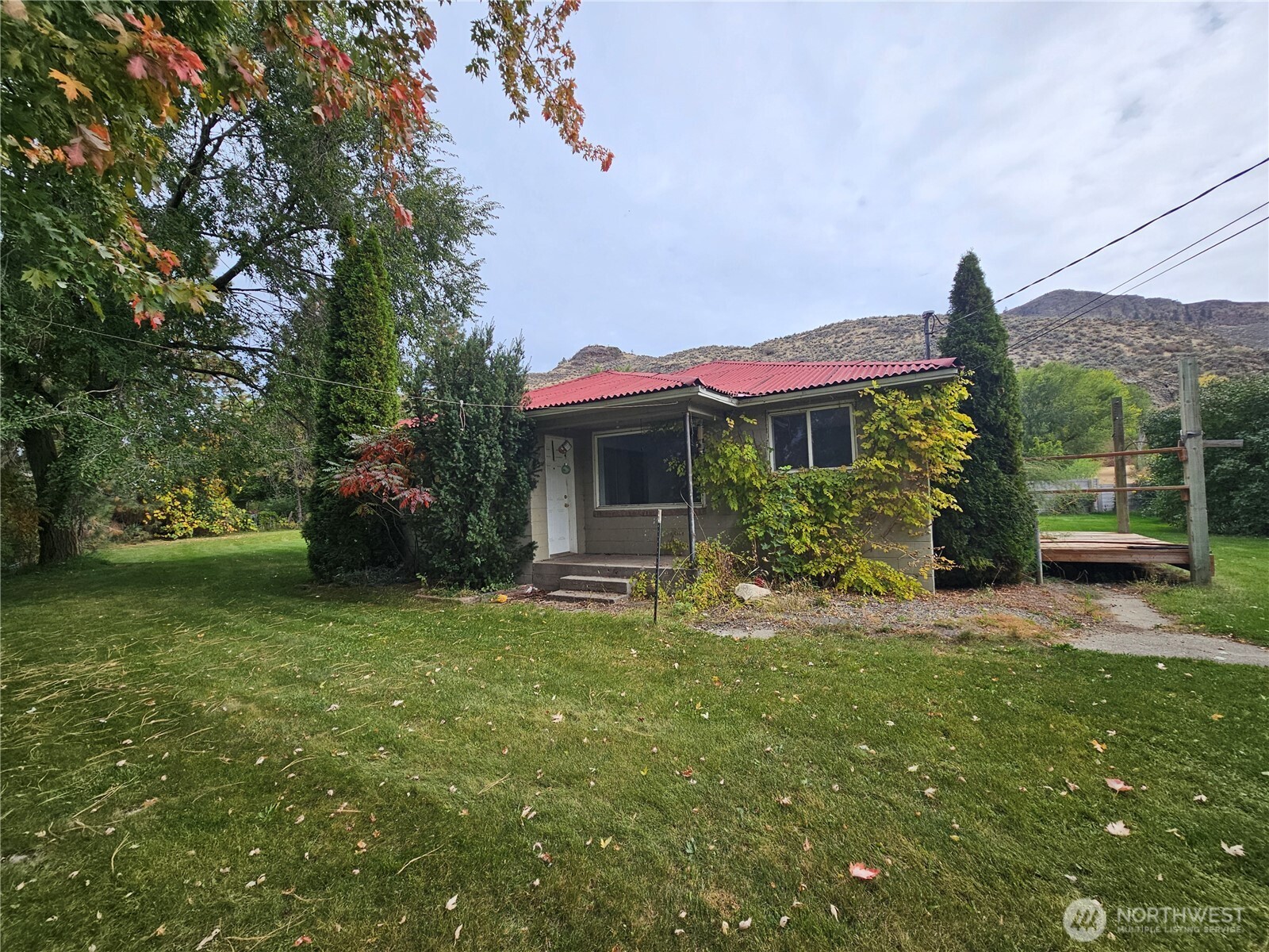32258 B Hwy 97 B Property Photo 1