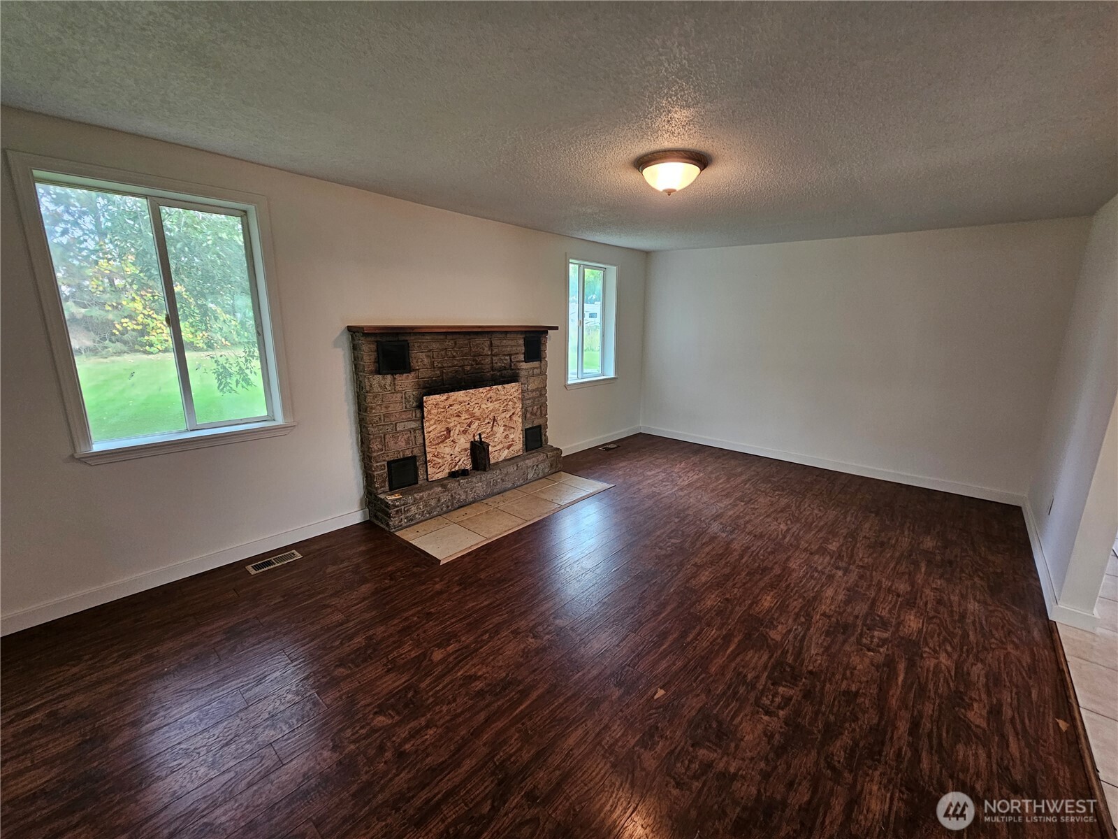 32258 B Hwy 97 B Property Photo 5