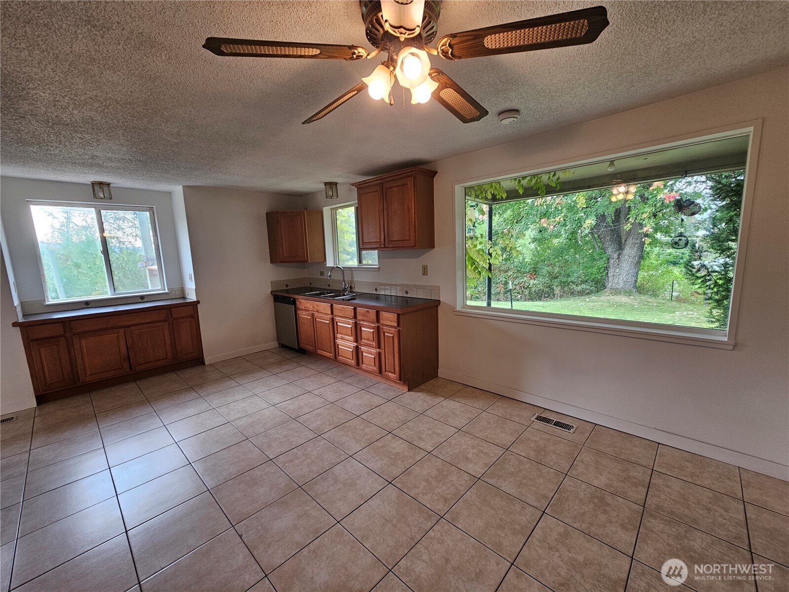32258 B Hwy 97 B Property Photo 10