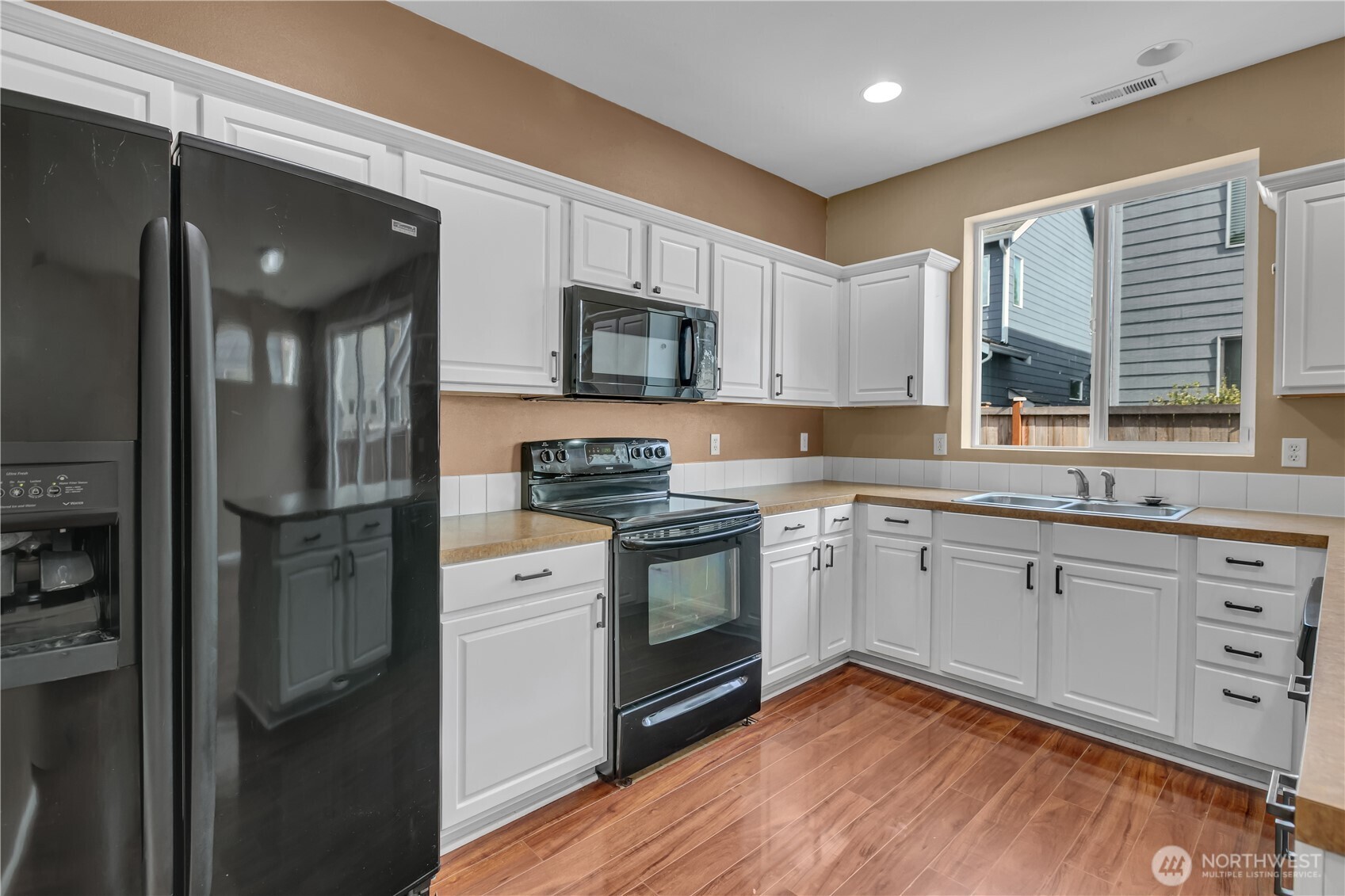 3211 Destination Avenue Property Photo 13