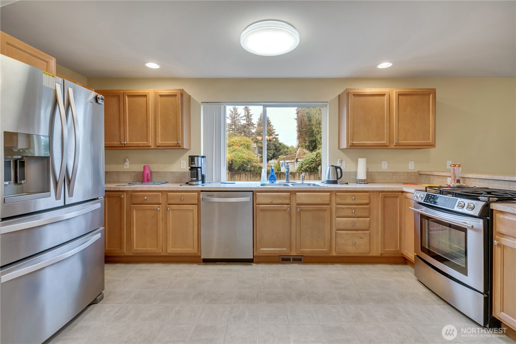 12225 50th Avenue Property Photo 5