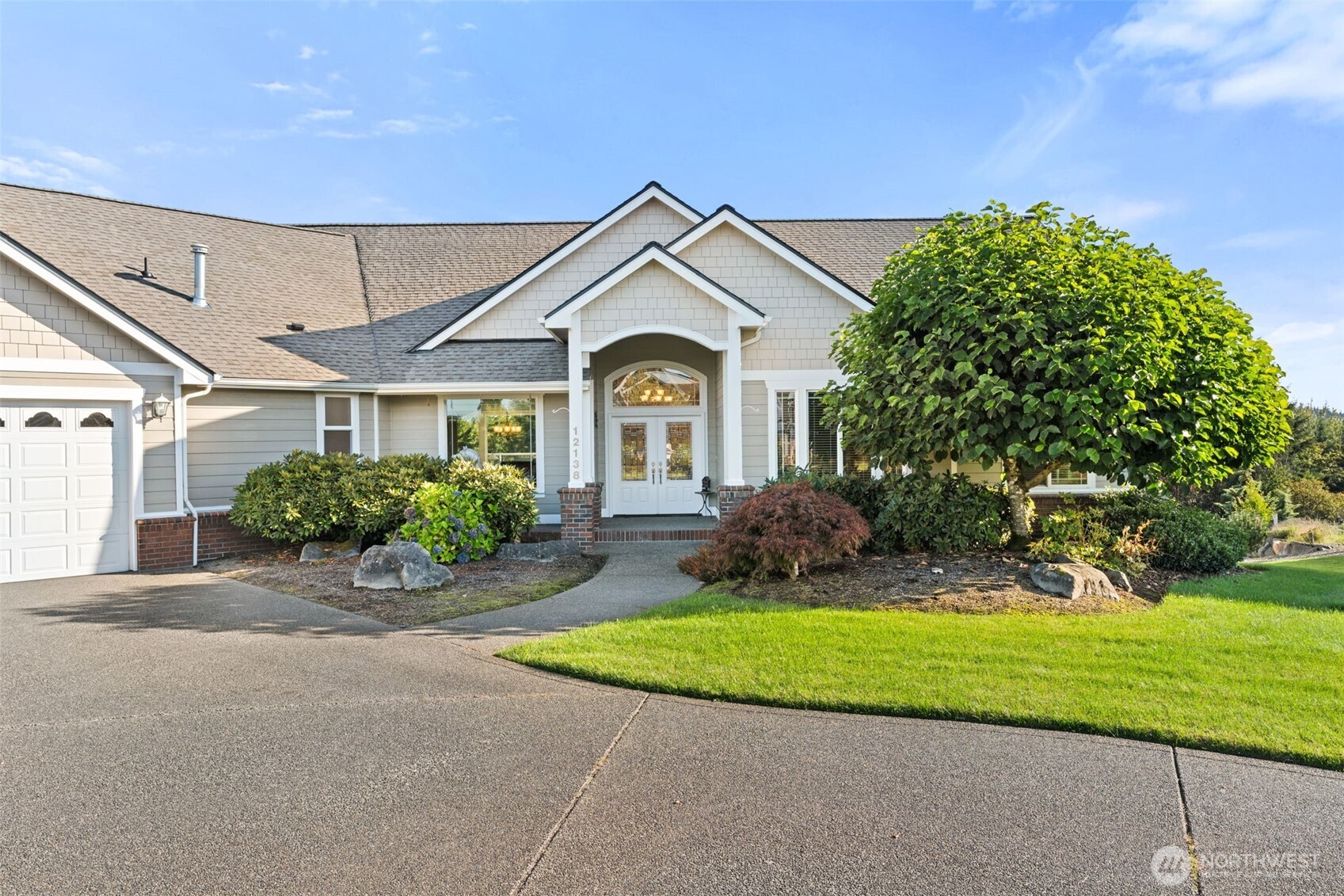 12138 Dream Street Property Photo 3