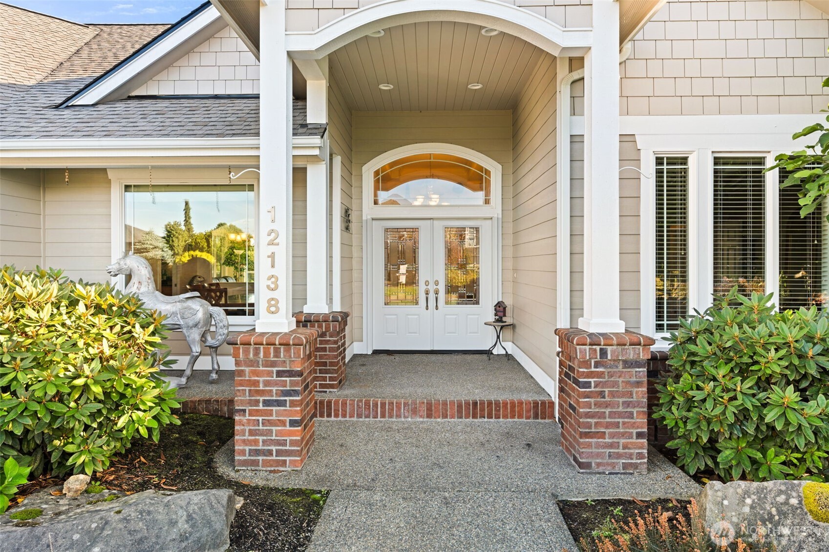 12138 Dream Street Property Photo 4
