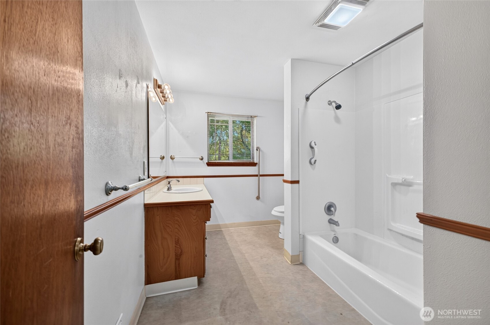 2016 J Street Property Photo 7