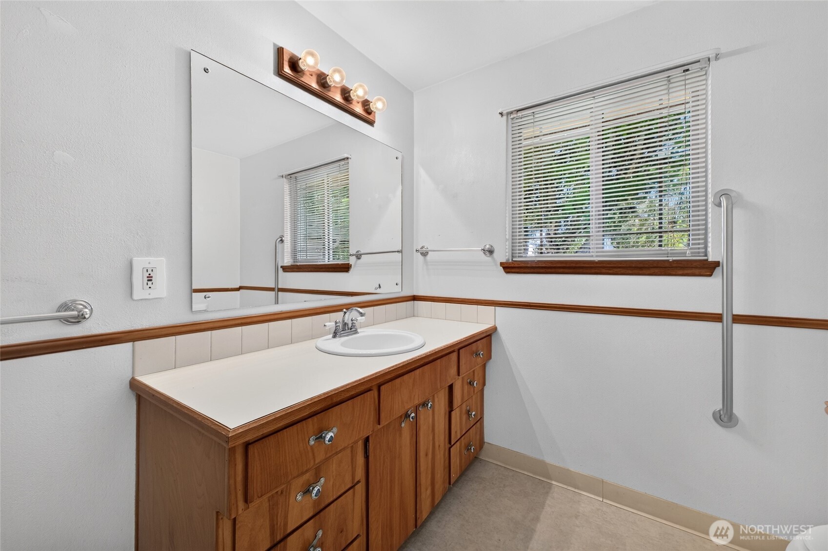 2016 J Street Property Photo 8