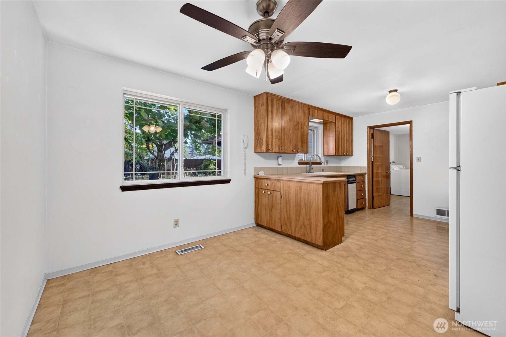 2016 J Street Property Photo 15