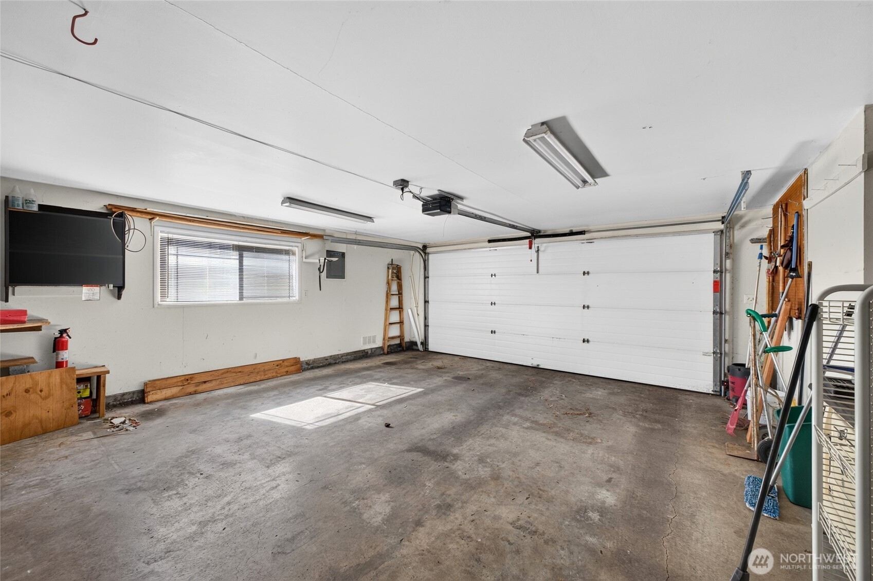 2016 J Street Property Photo 19