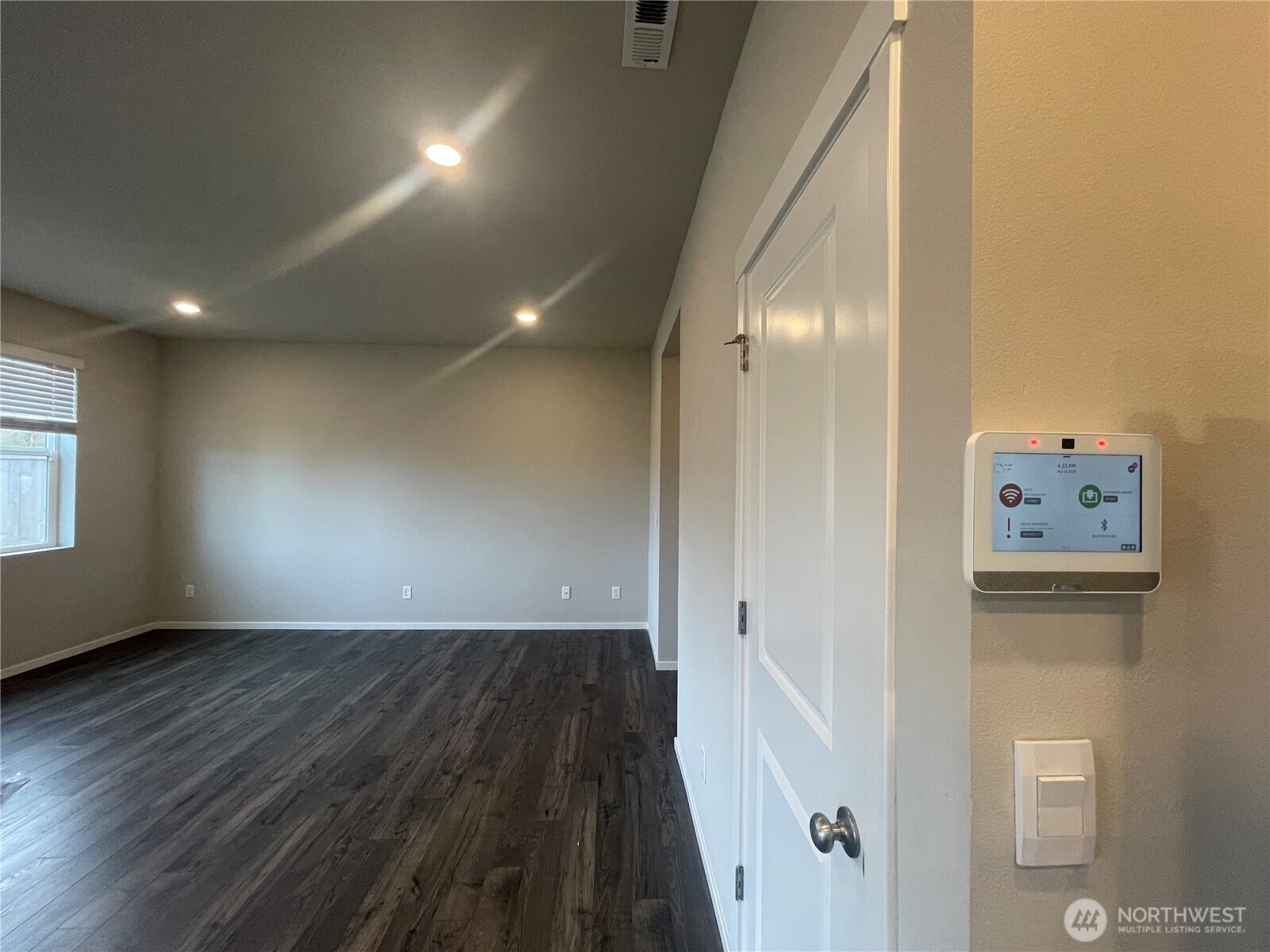 5833 Waverly Road Property Photo 6