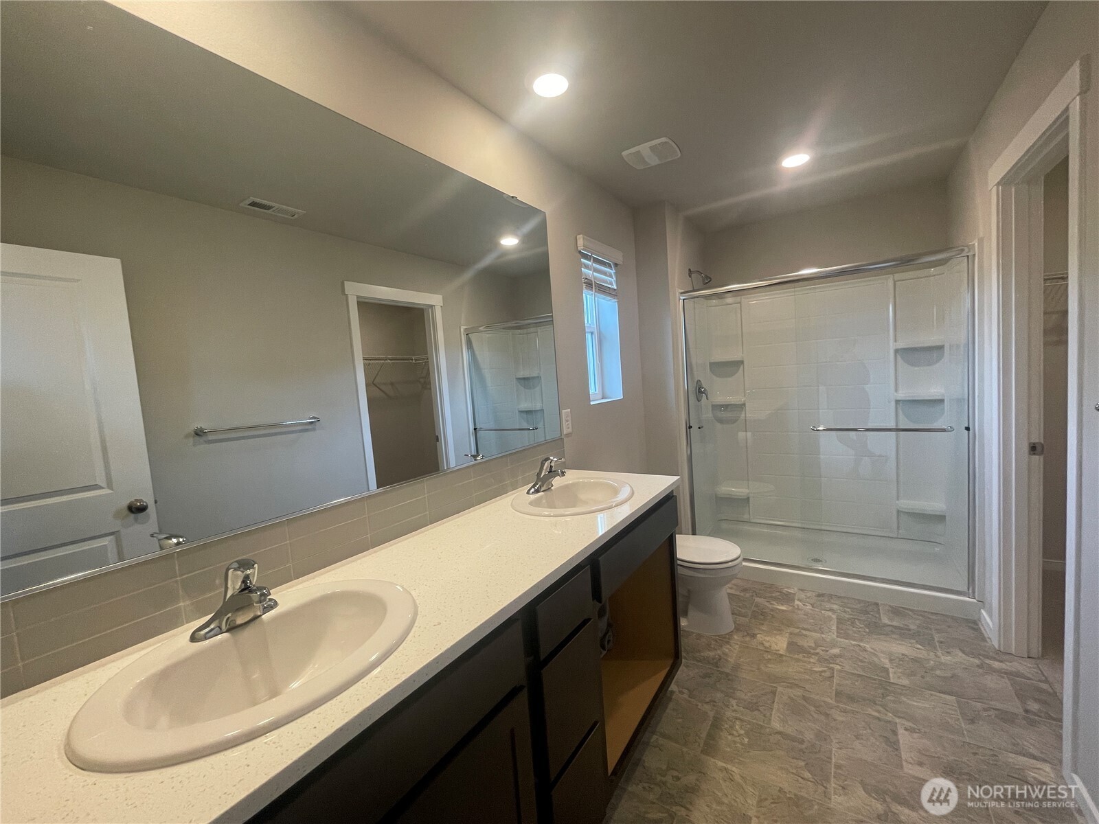 5833 Waverly Road Property Photo 8