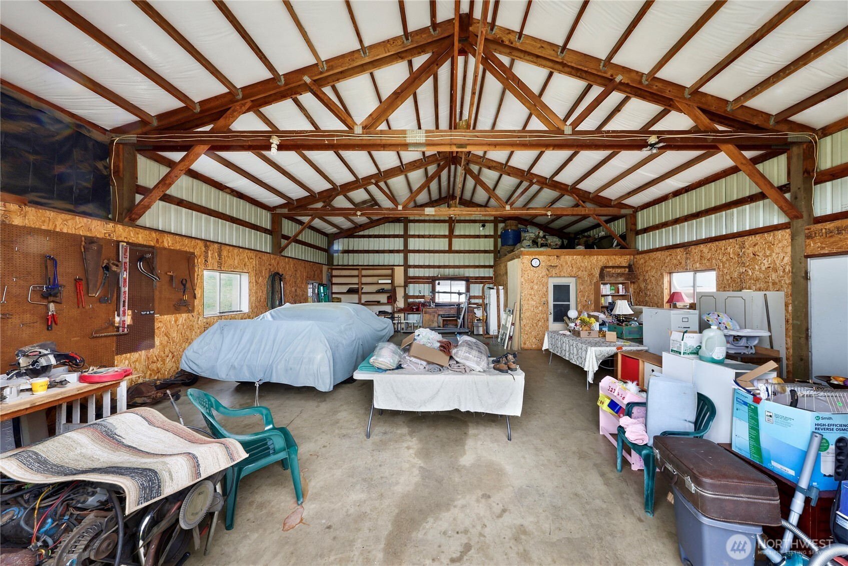 5823 Northwest Drive Property Photo 6