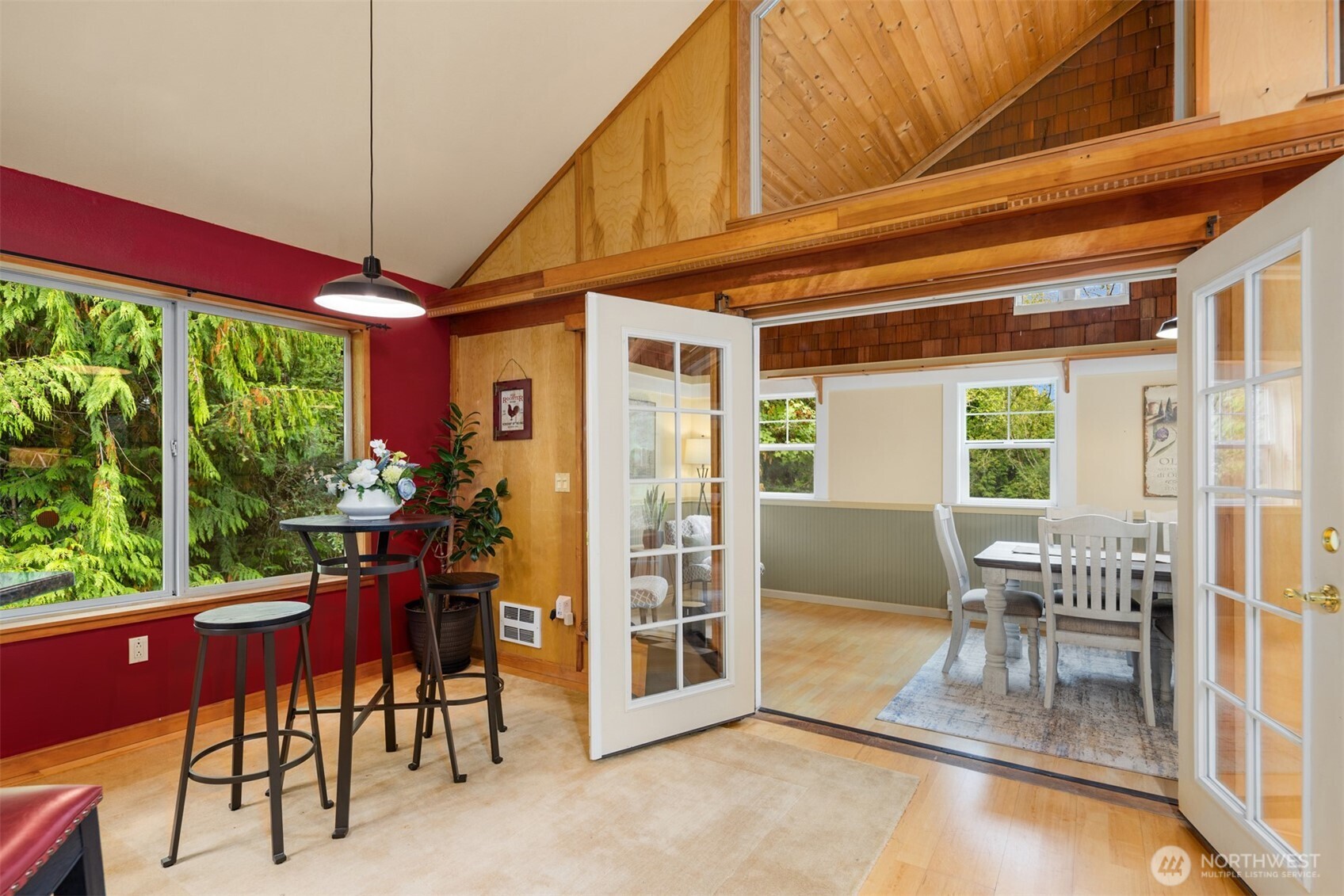 4305 Meander Lane Property Photo 8
