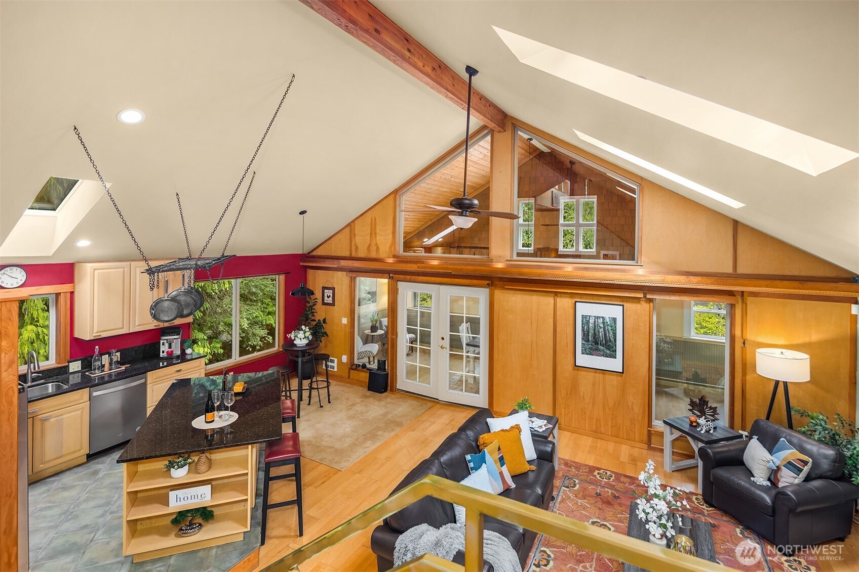 4305 Meander Lane Property Photo 10