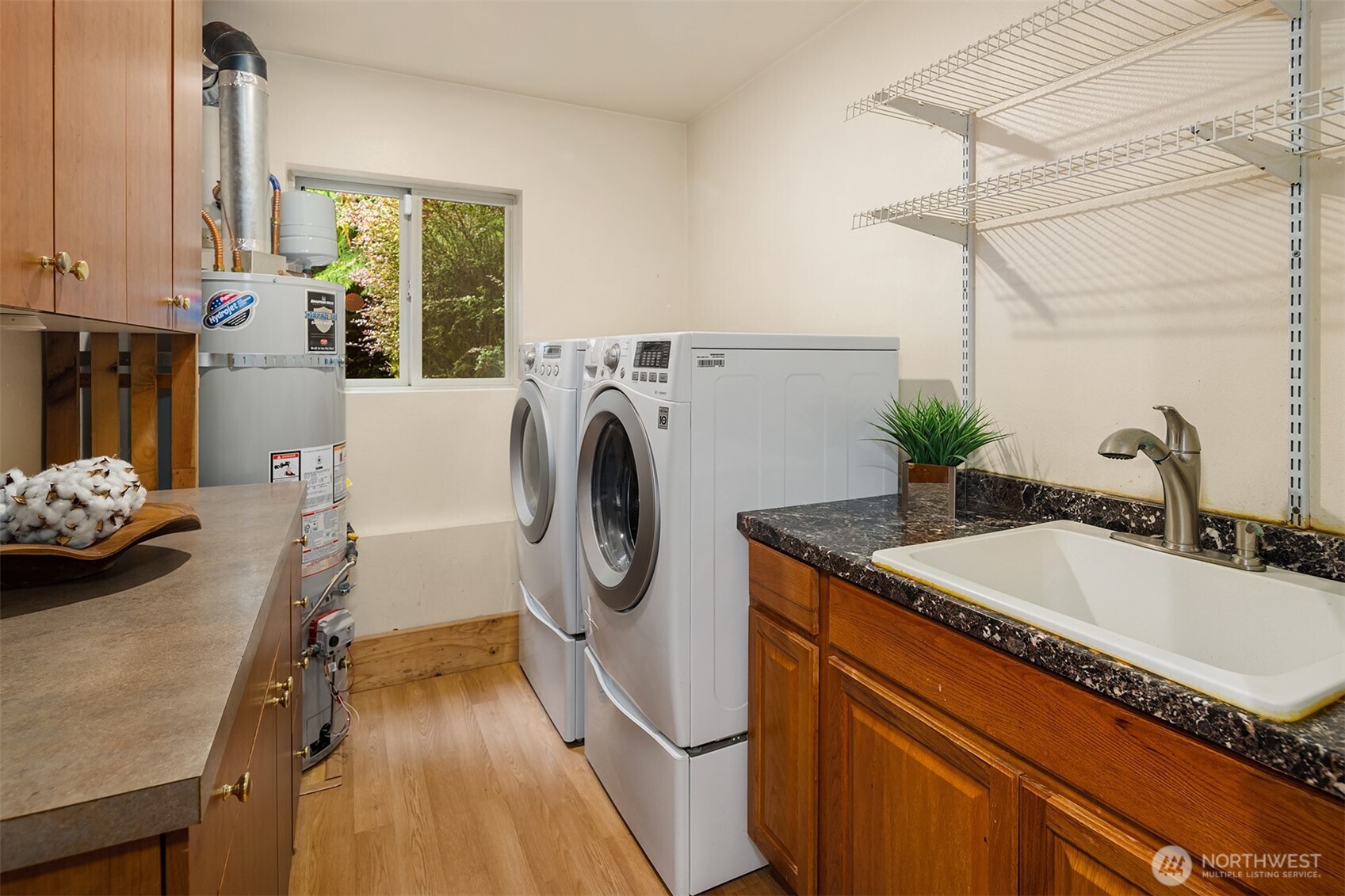 4305 Meander Lane Property Photo 18