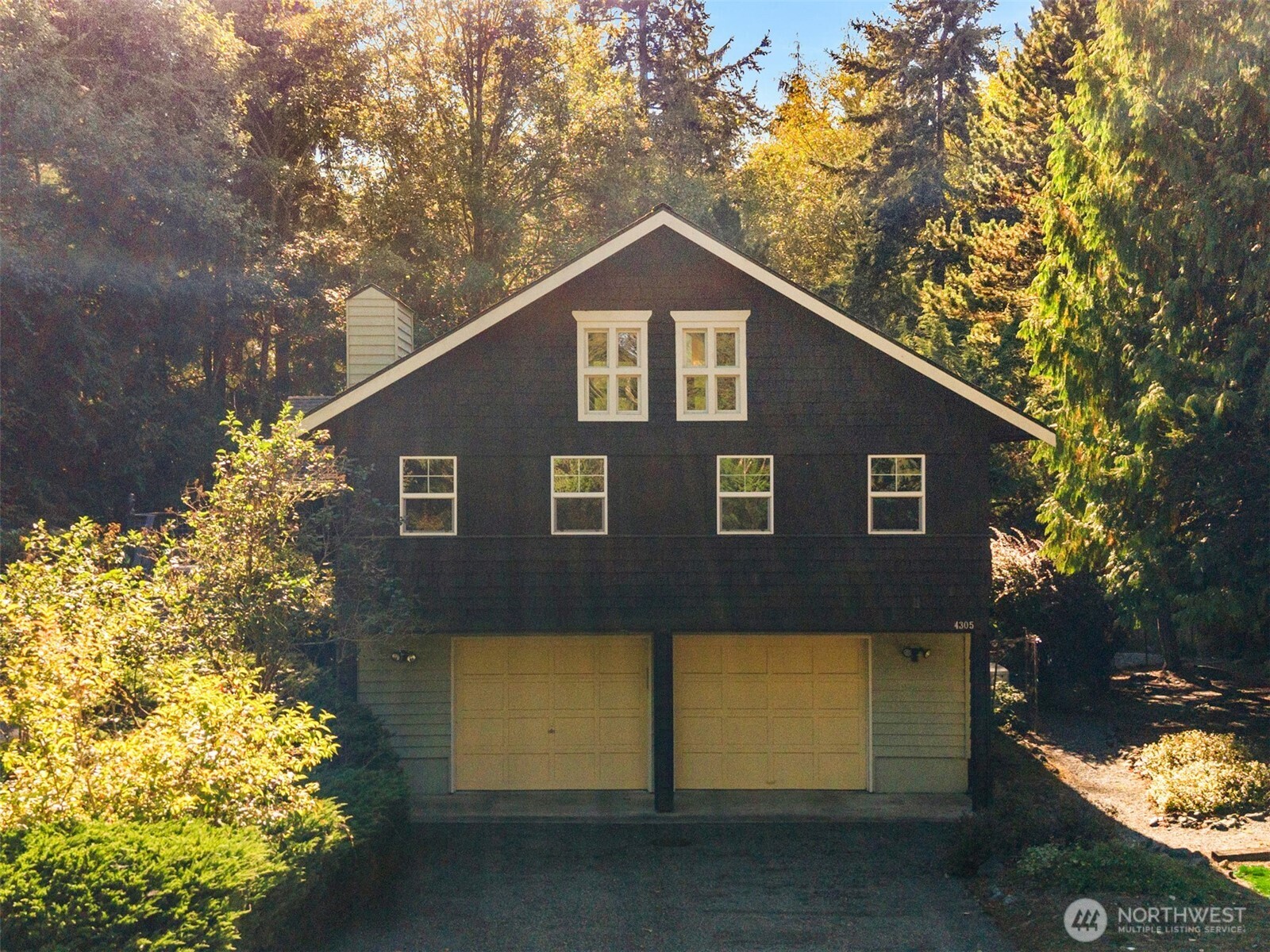 4305 Meander Lane Property Photo 32