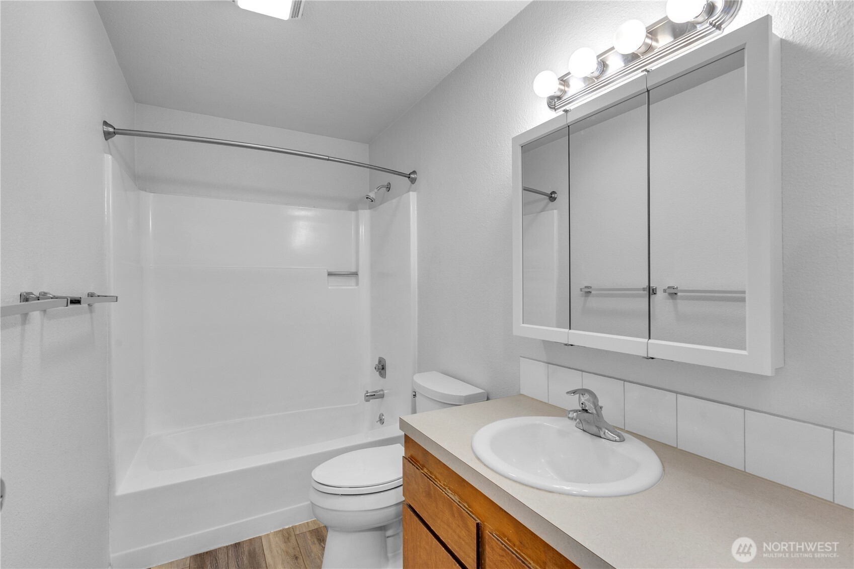 3919 Mason Loop Road Property Photo 35