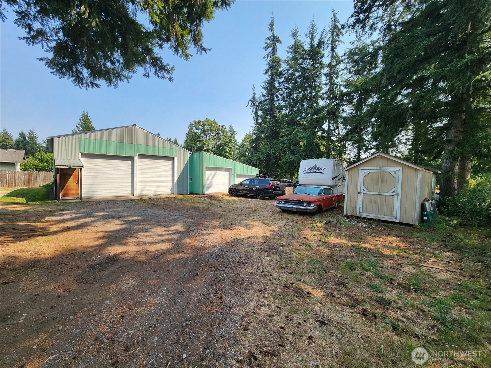 273 W Bartlett Property Photo 6