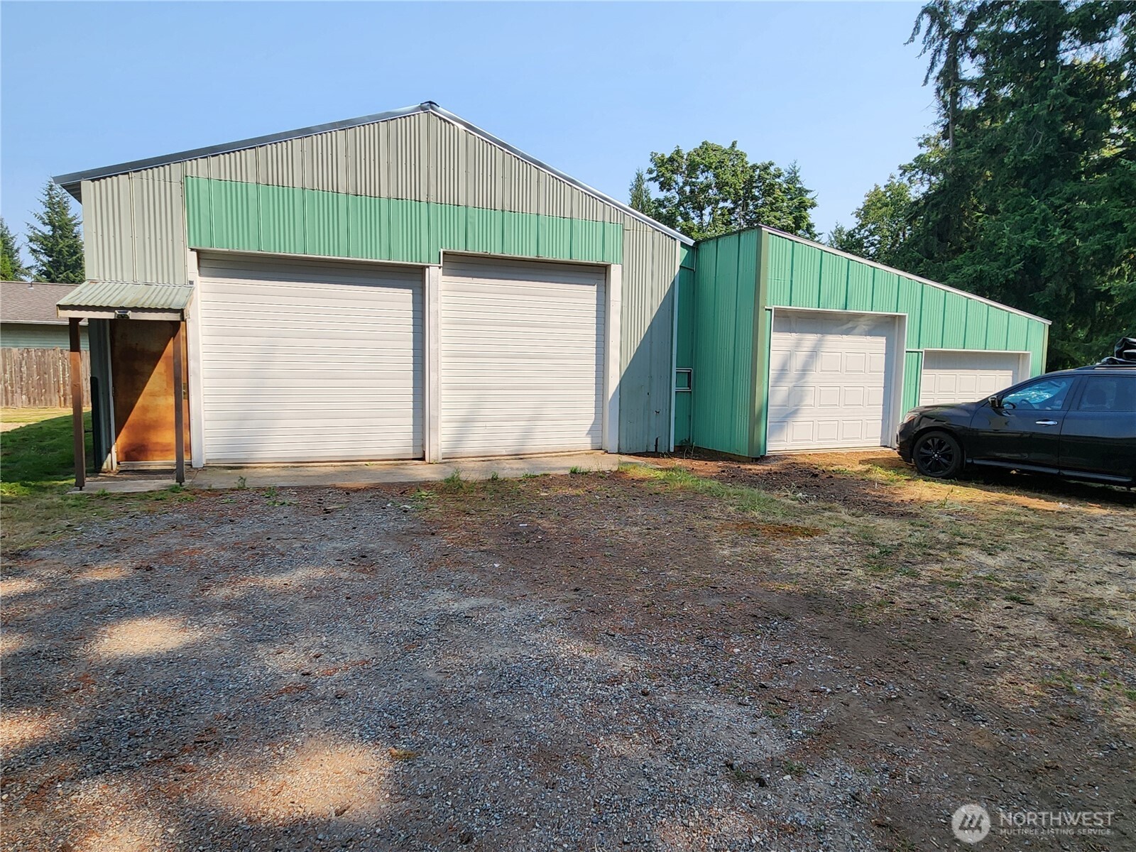 273 W Bartlett Property Photo 7