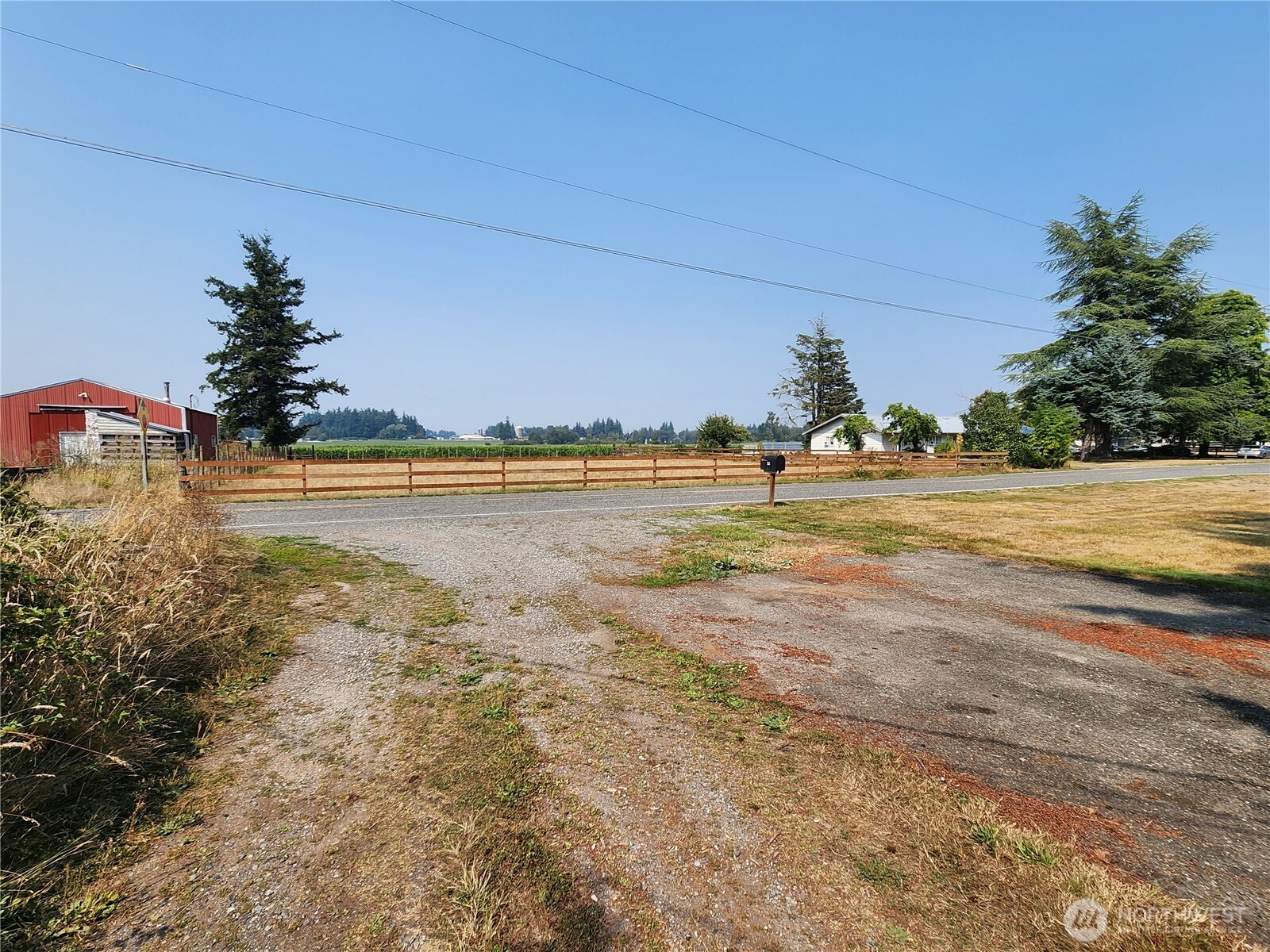 273 W Bartlett Property Photo 19