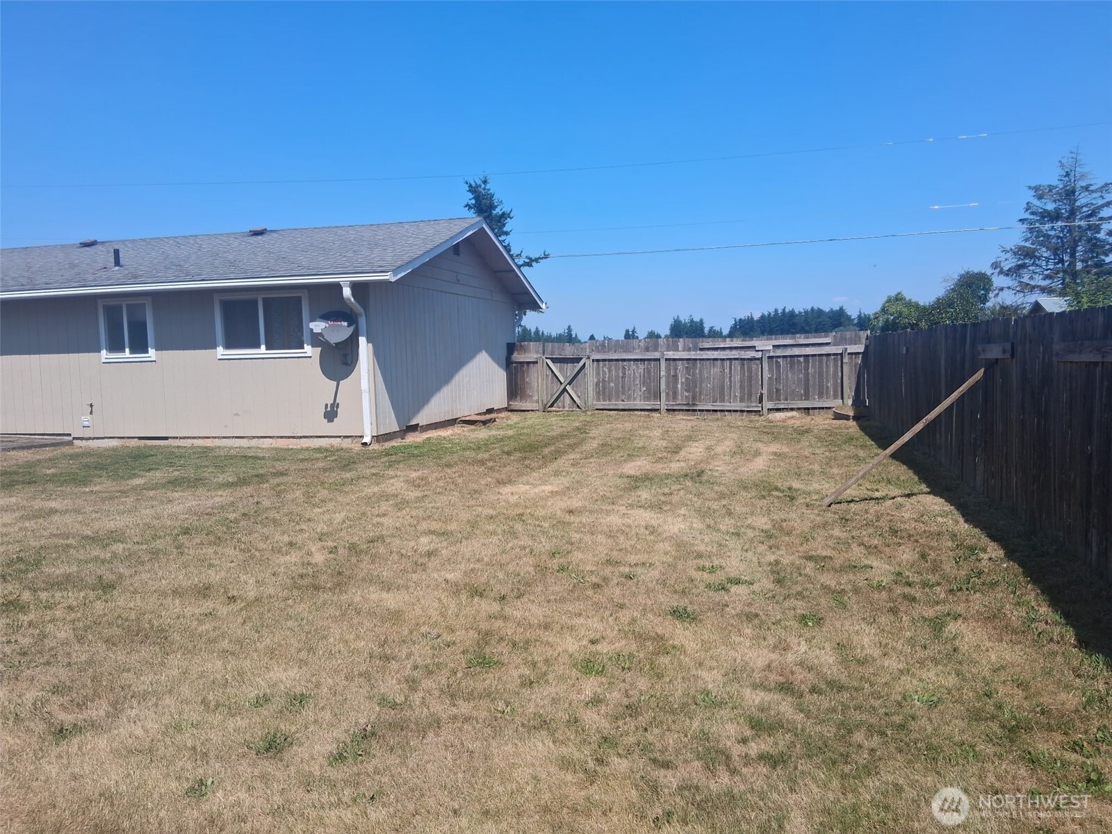 273 W Bartlett Property Photo 21