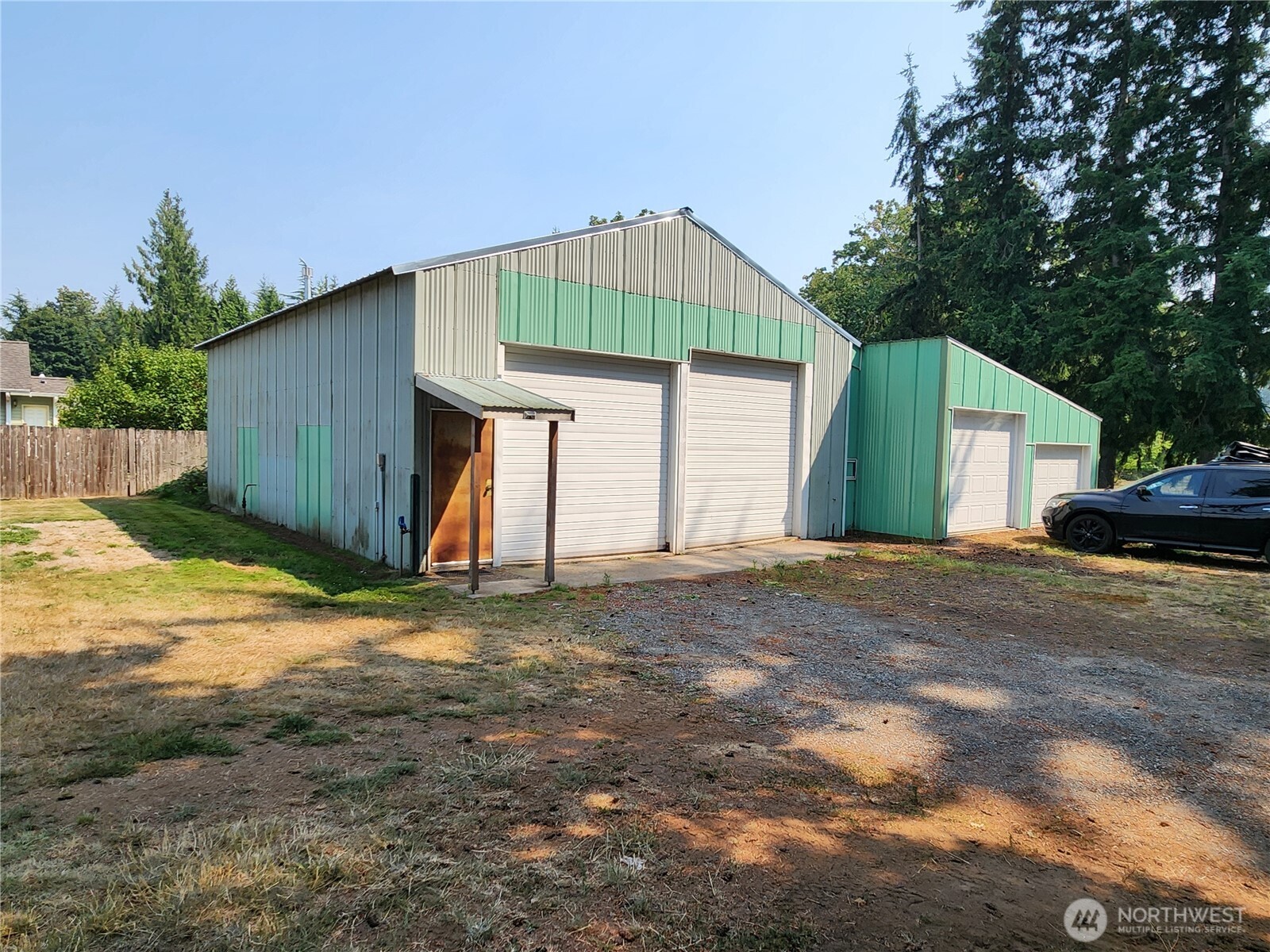 273 W Bartlett Property Photo 23