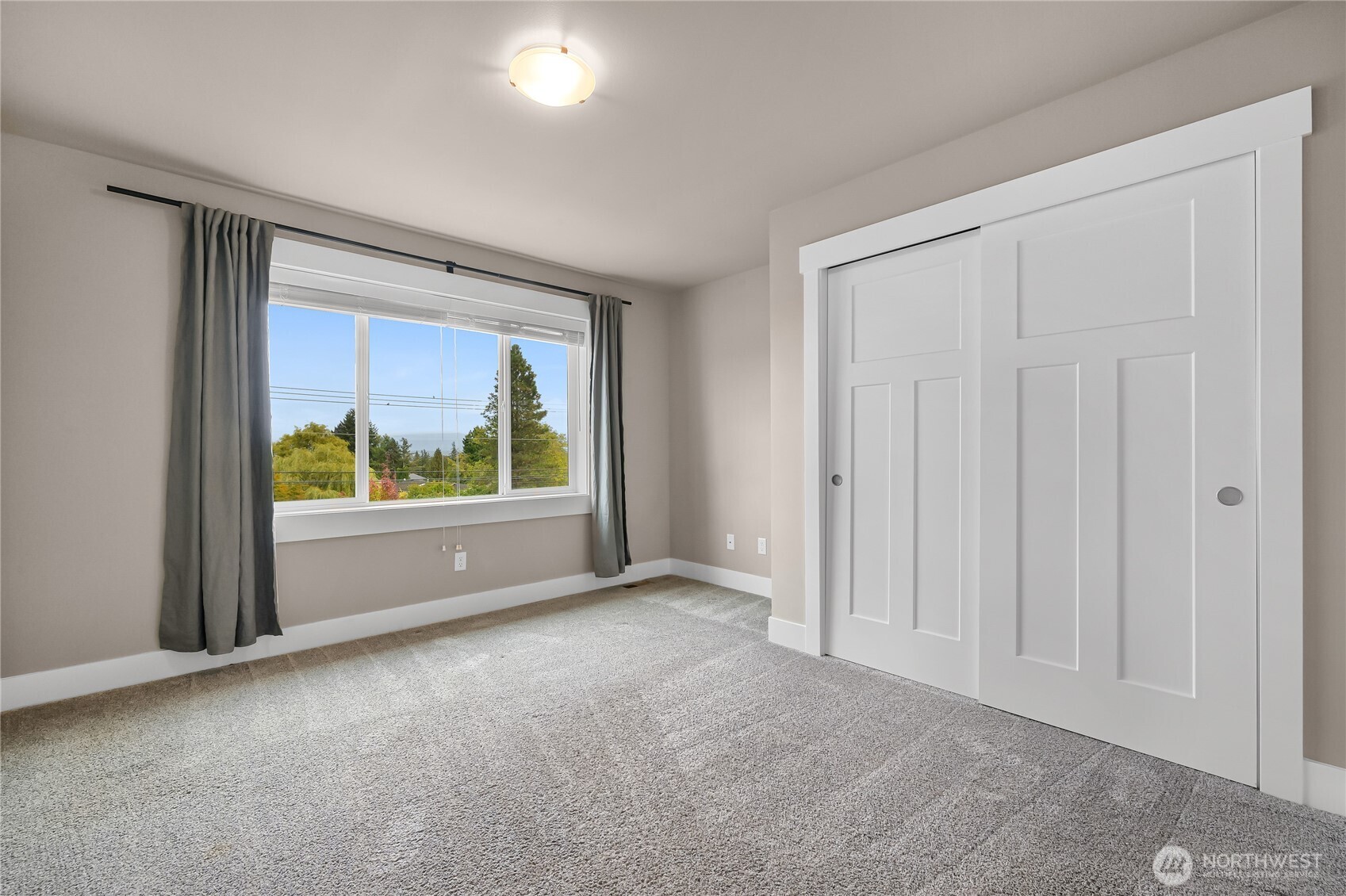 5974 Honeycutt Court Property Photo 28