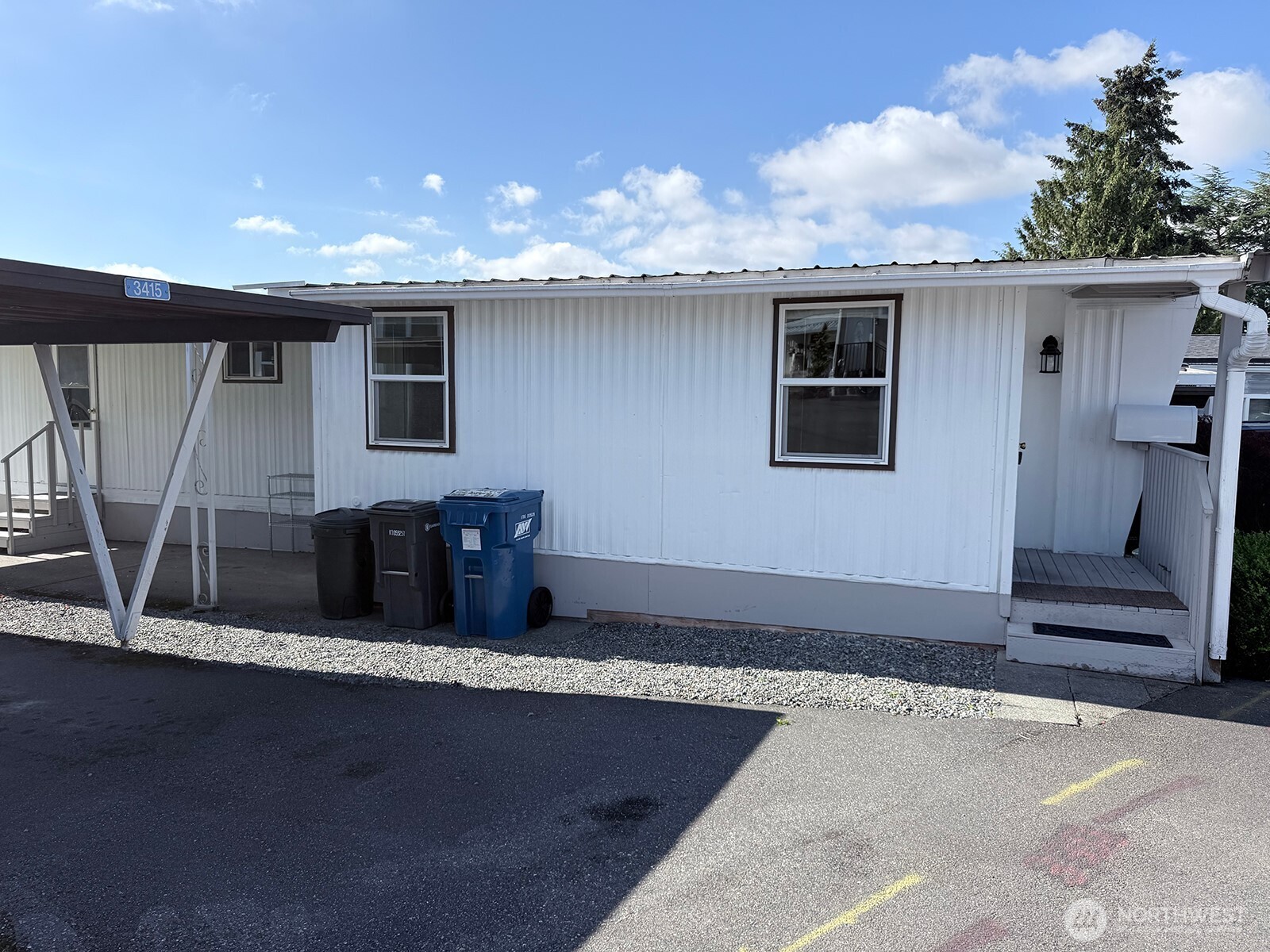 3415 S 181st Place Property Photo 6