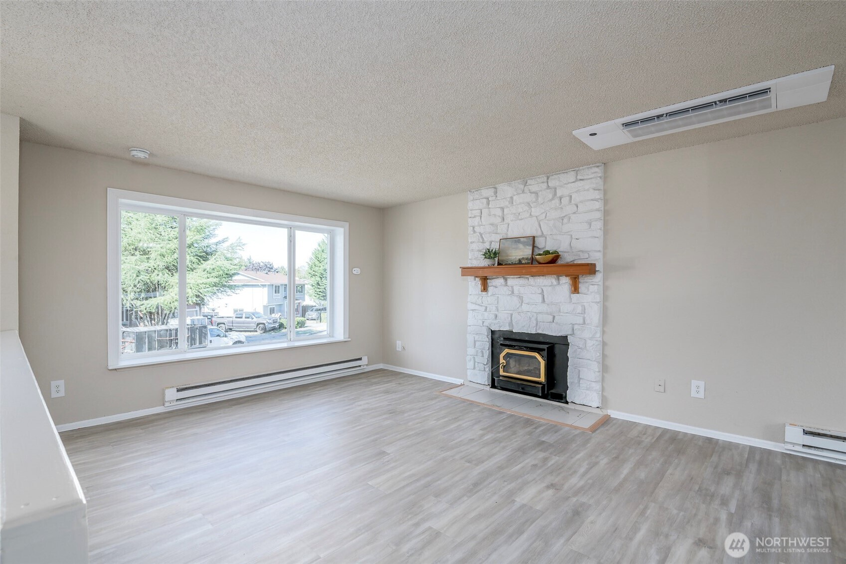 5532 34th Street Property Photo 4