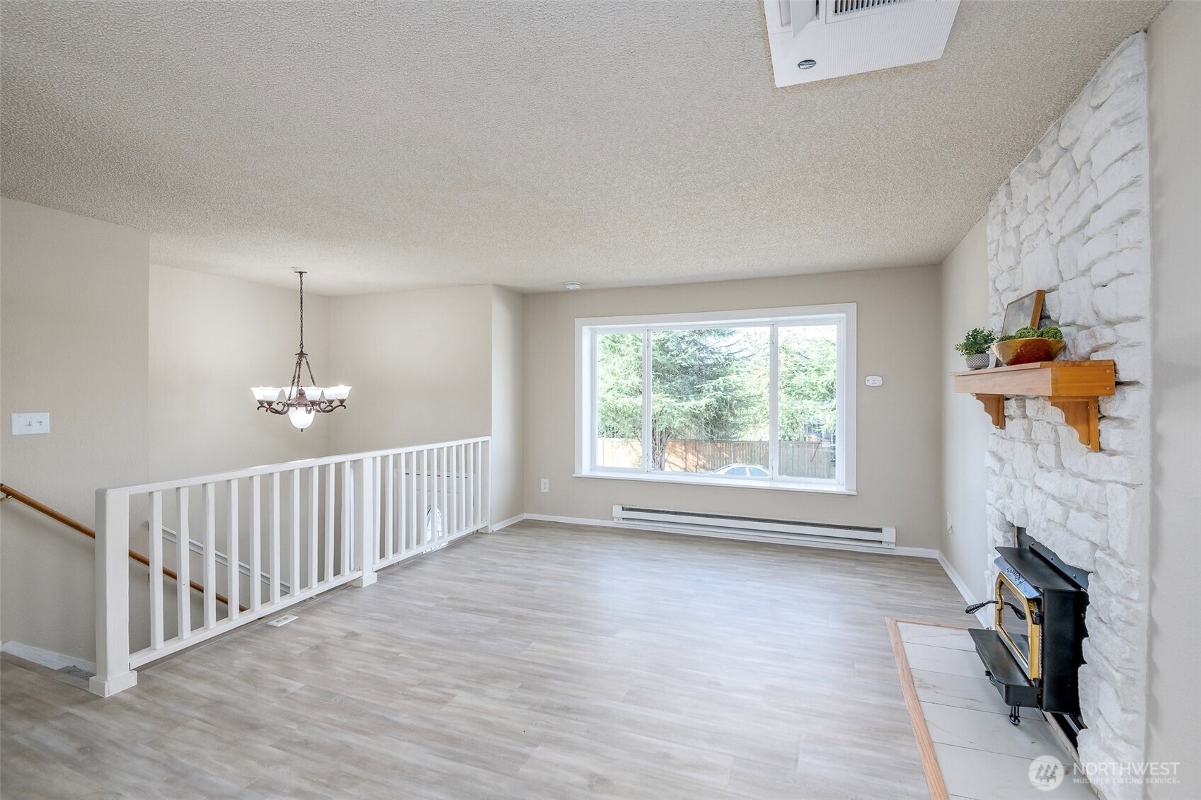 5532 34th Street Property Photo 5