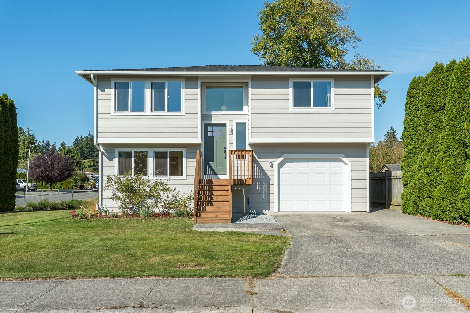7727 274th Street Property Photo 1