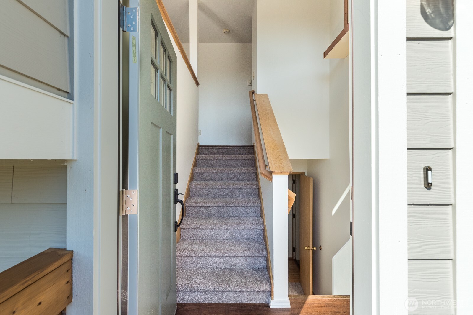 7727 274th Street Property Photo 3