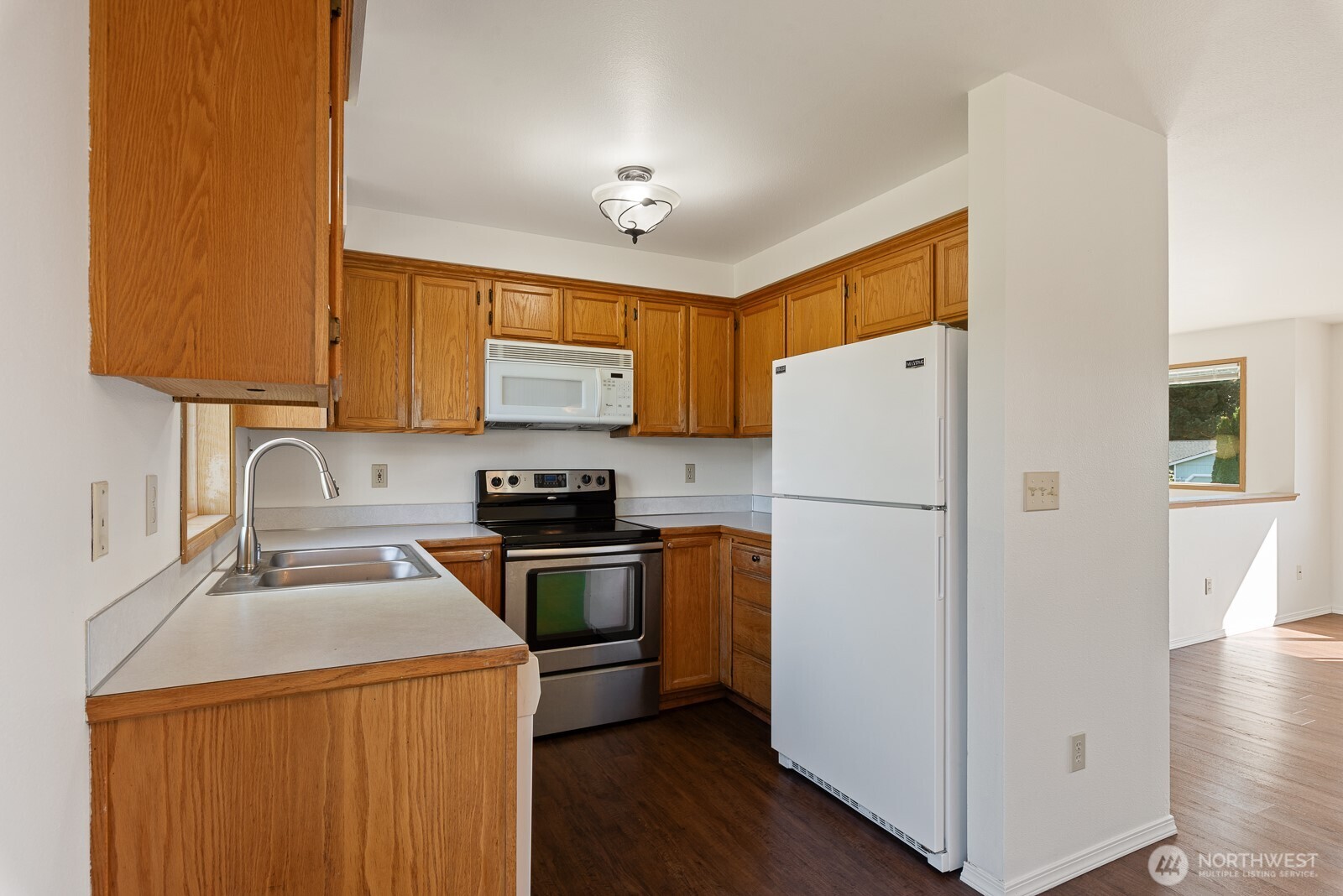 7727 274th Street Property Photo 5