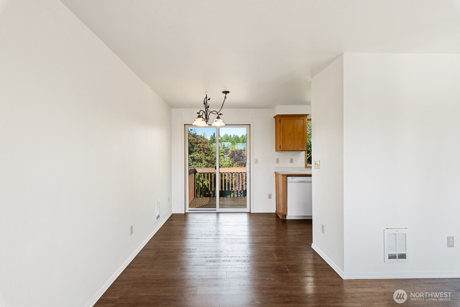 7727 274th Street Property Photo 10
