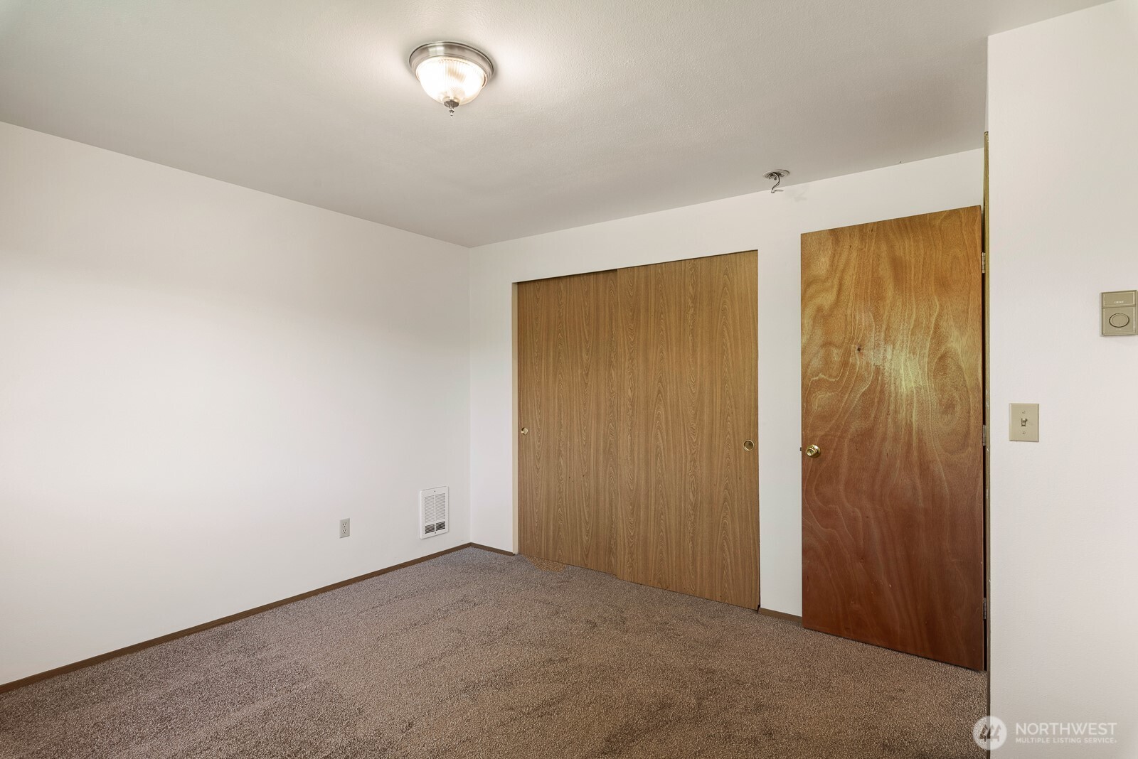 7727 274th Street Property Photo 14