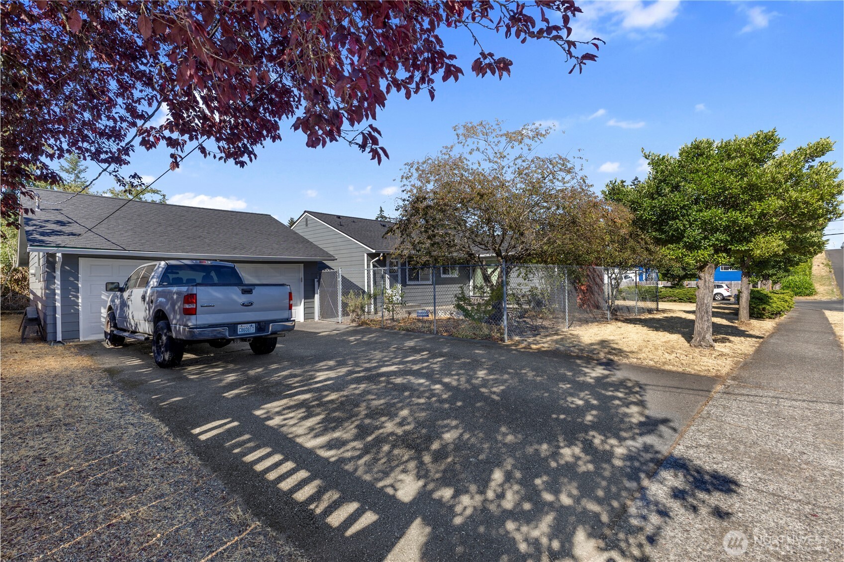 7374 S Alaska Street Property Photo 2