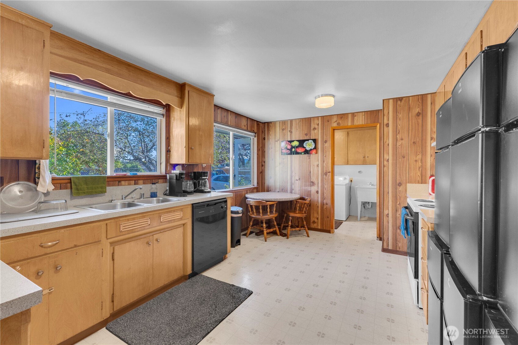 7374 S Alaska Street Property Photo 6