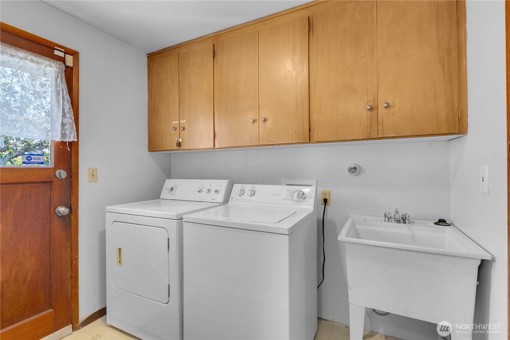 7374 S Alaska Street Property Photo 25