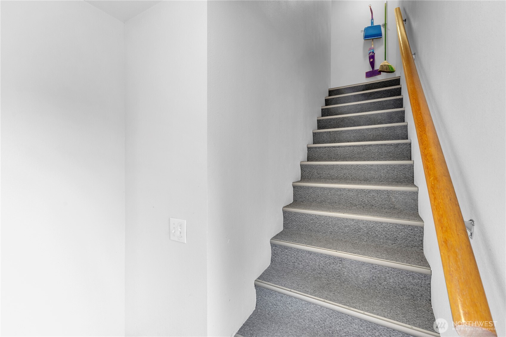 11905 Park Avenue Property Photo 29